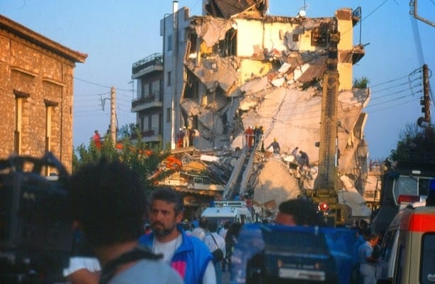 Σεισμός στο Αίγιο 1995