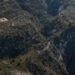 ενεργό ρήγμα στη Λευκάδα με εντυπωσιακή γεωλογική τομή στο Ιόνιο