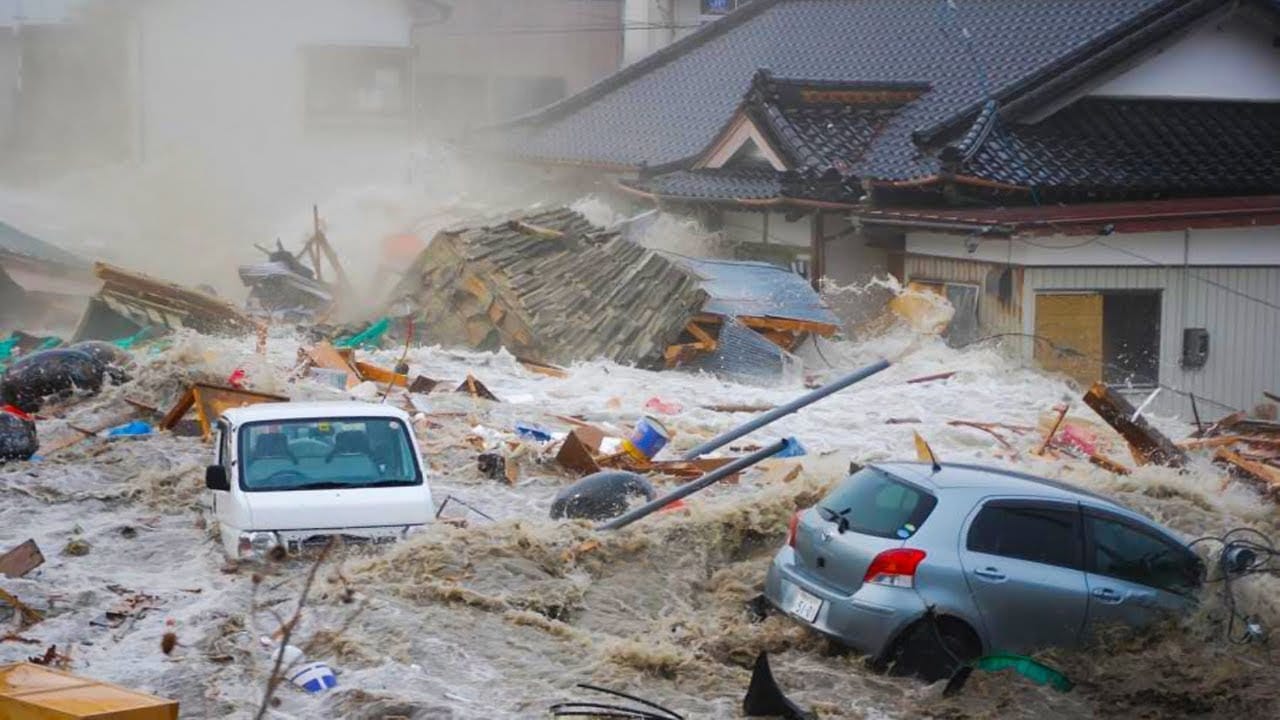 epic flash flood video extreme weather