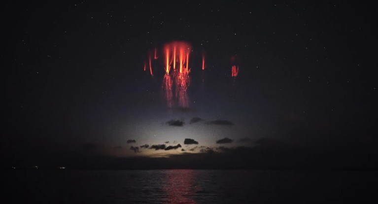 red sprites lightning above thunderstorm mesosphere rare atmospheric phenomenon