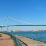 Detroit River live cam showing moving panoramic view of Detroit, Michigan