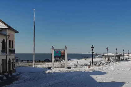 Ocean City Music Pier live cam showing boardwalk view in New Jersey