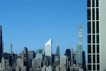 New York City skyline live cam showing 4K panoramic view of Manhattan
