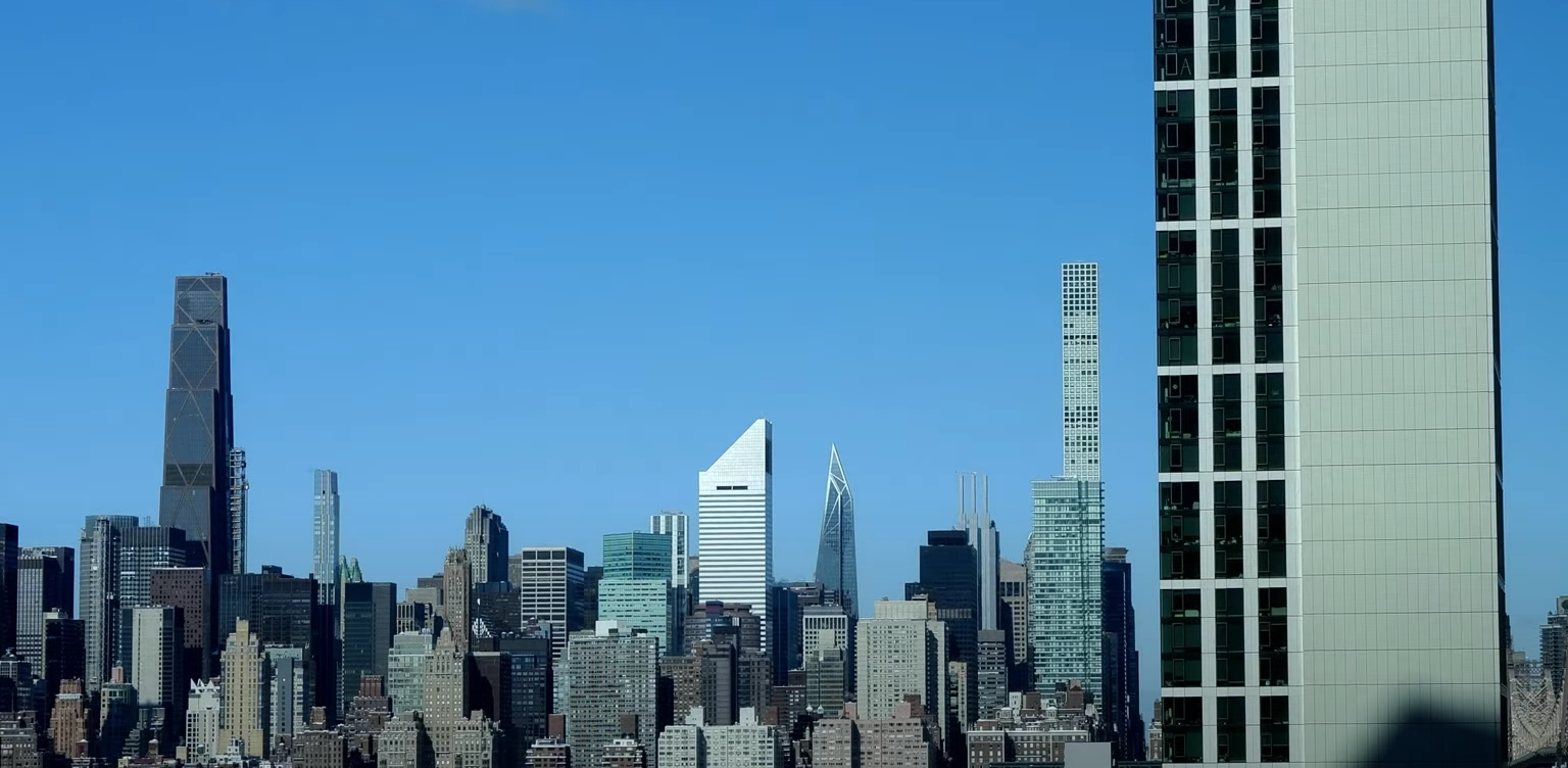New York City skyline live cam showing 4K panoramic view of Manhattan
