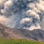 Ιαπωνία: Έκρηξη στο ηφαίστειο Σακουρατζίμα – Τέφρα έως 3.400 μέτρα