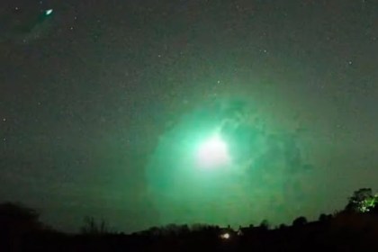 Πράσινη πύρινη σφαίρα στη Βρετανία – Τι ήταν το φαινόμενο