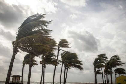Οδηγίες προστασίας για καταιγίδες και κεραυνούς σε αστικό περιβάλλον
