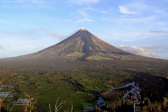 Mayon Volcano Live Cam: Watch the Eruption in the Philippines